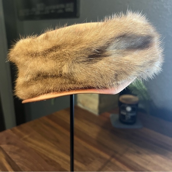 Vintage Rike\'s Union Made Mink Satin Pillbox Hat main image 6